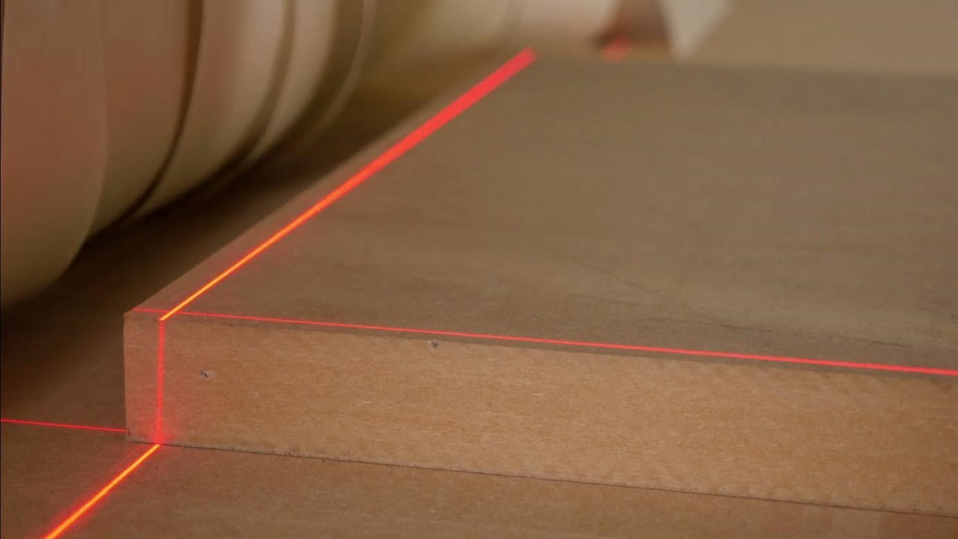 LASER ÎN LINIE DIRECT CUT